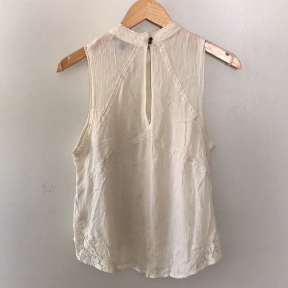 American Eagle Cream Lace Top Medium - Picture 6 of 6
